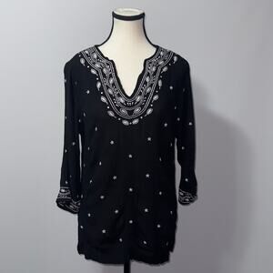 Cathy Daniels black with white embroidery women’s size medium